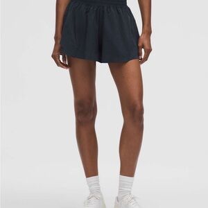 Lululemon Shake It Out High-Rise Running Short 2.5"